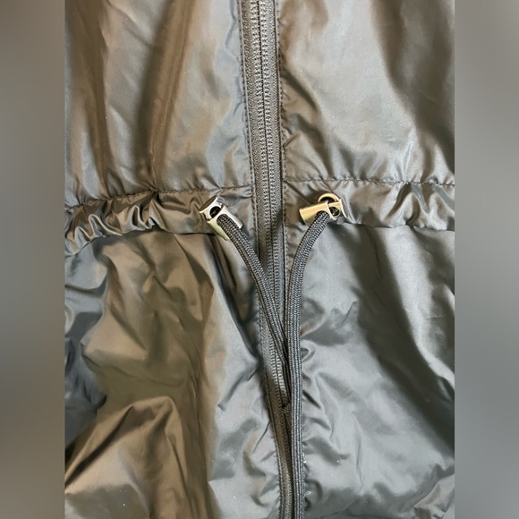 Columbia Black Hooded 2-Way Zipper Windbreaker Jacket, Woman Size Small Coat - Picture 2 of 11